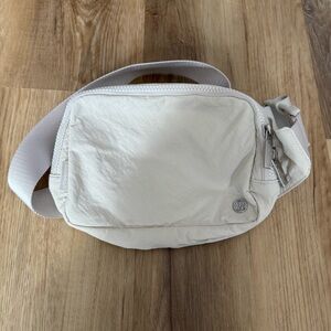 Lululemon Belt Bag 2L